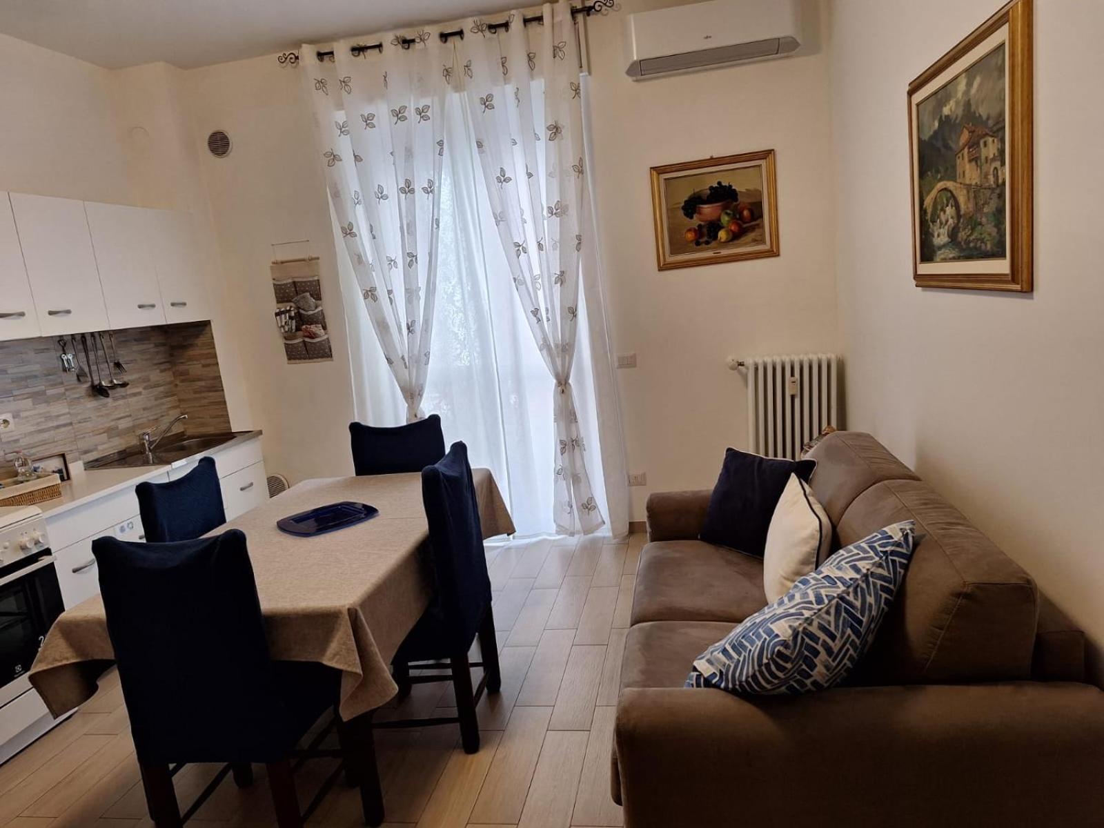 Bnb Milano Dipinta Di Blu Zewnętrze zdjęcie